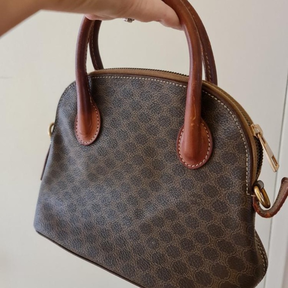 Authentic Designer handbags - Picture 5 of 5